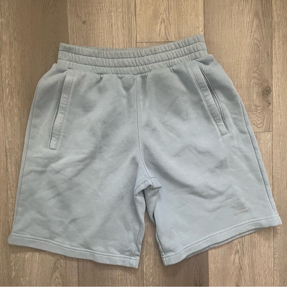 Adidas & French Connection Shorts Size Small EUC - Picture 2 of 6